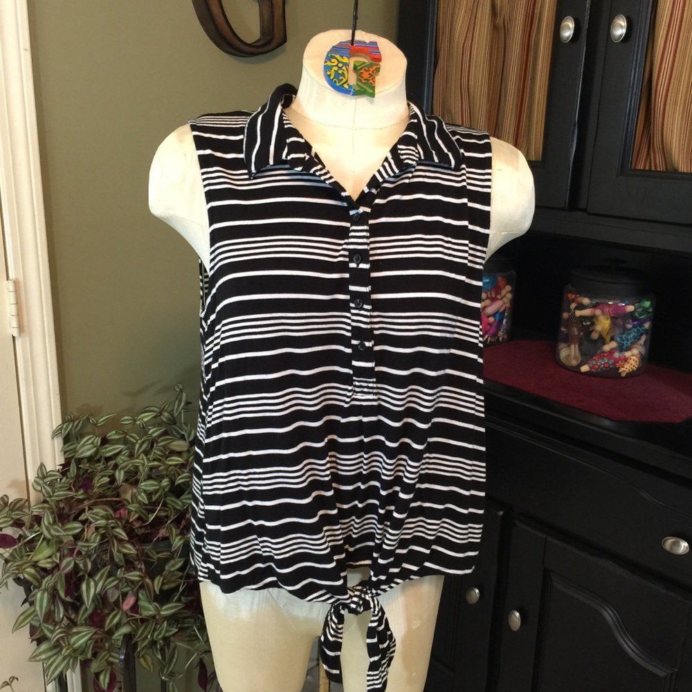 Loft Petite Black & White Stripe Knit Top Size LP